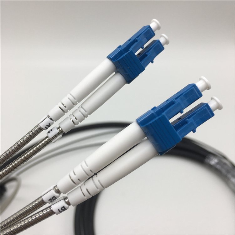 IMGI fiber كابل الألياف CPRI لكابلات الألياف RRH IP67 للماء 7.0 مم في الهواء الطلق IMG 1248 - CPRI fiber cable for RRH IP67 Waterproof Connectors 7.0mm outdoor Fiber Cable